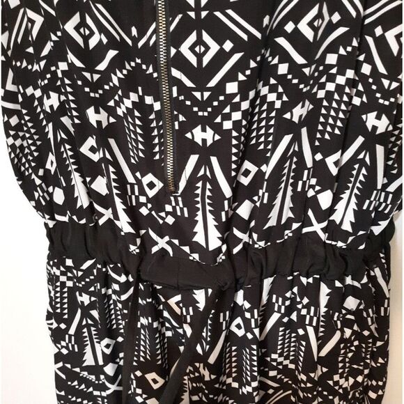 Toxik3 sleeveless silky jumpsuit - Picture 2 of 6